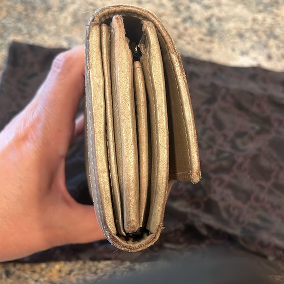 Gucci Beige and Brown Wallet - Picture 3 of 9